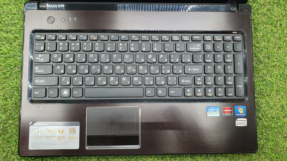 Ноутбук Lenovo i3/4 Gb