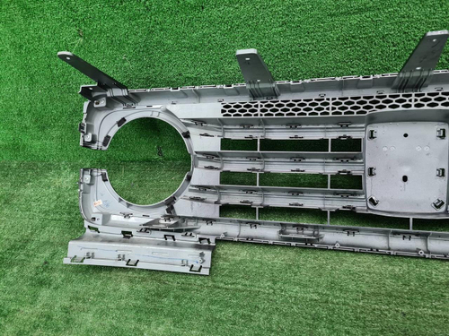 Решетка радиатора Tank 300 (2021-н.в.)