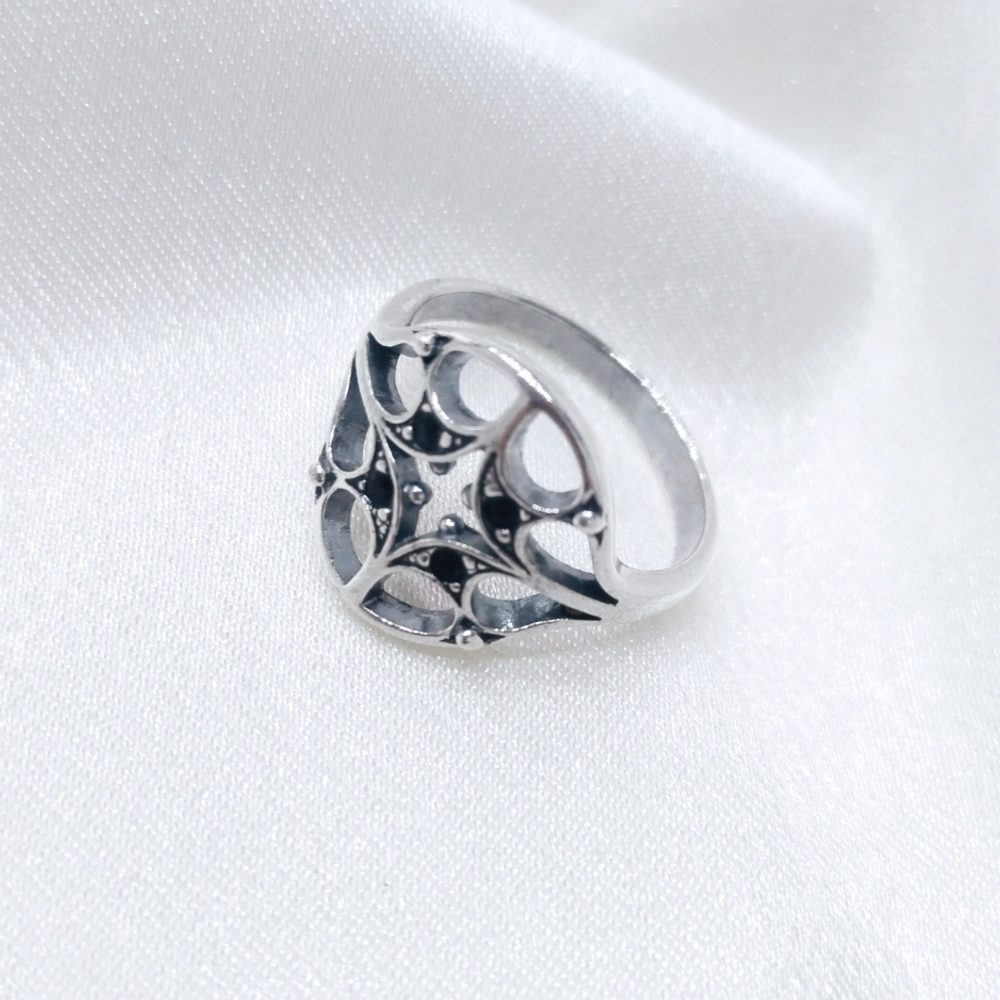 "Часовня"  кольцо в серебряном покрытии из коллекции "Готика" от Jenavi
