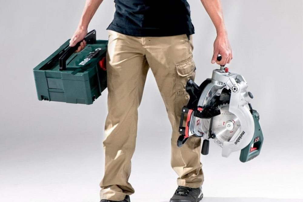 Пила торцовочная сетевая METABO KS 216 M 619216000