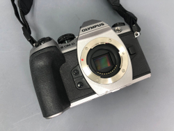 Olympus E-M1 Mark II Body Silver ( 350 кадров)