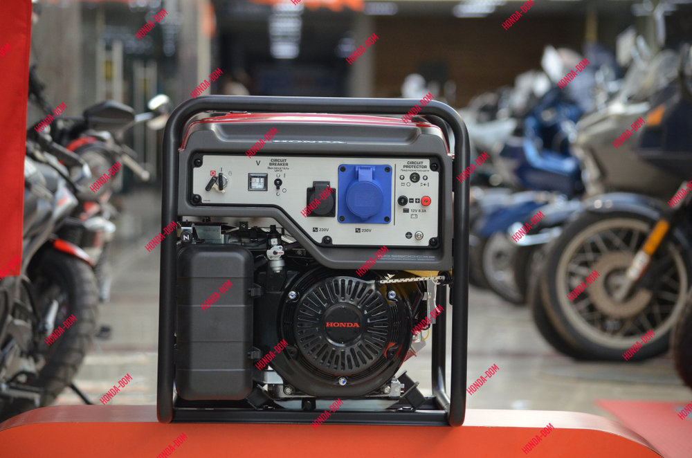 Генератор Honda EG5500 CXS RGH