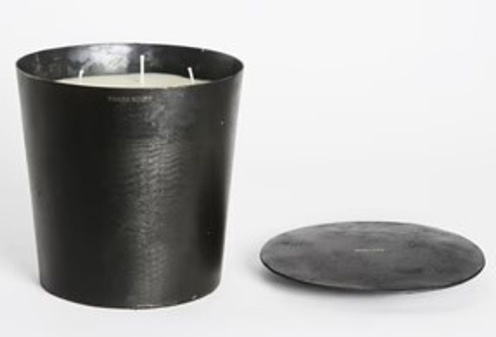 Свеча ароматическая Graphit MAD et LEN воск/металл/black 3,5kg