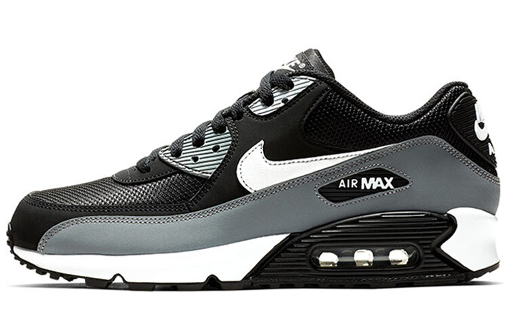 Кроссовки Nike Air Max 90 Essential