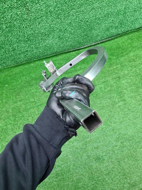 Петля крышки багажника правая Geely Preface 24-нв