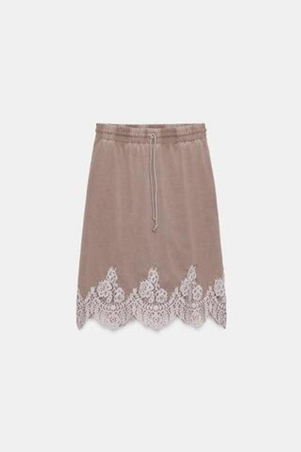 ZARA ЮБКА ИЗ ВЫЦВЕТШЕЙ ТКАНИ С КРУЖЕВНОЙ ОТДЕЛКОЙ, СЕРО-КОРИЧНЕВЫЙ