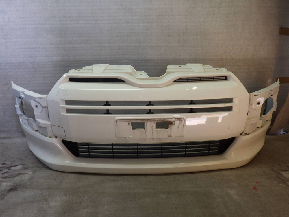 бампер передний Toyota Probox NCP165 NSP160