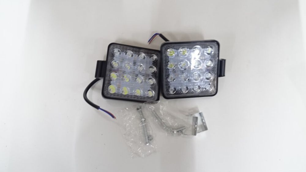 Фара светодиодная дополнительная 16 SMD 48W (квадрат) (TLT)