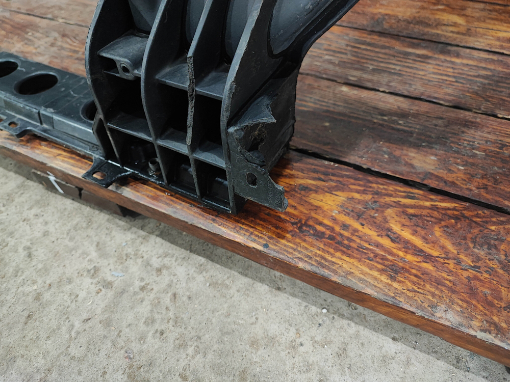 Панель передняя (телевизор) Kia Optima 3 (TF) 10-16 Б/У Оригинал 641012T000