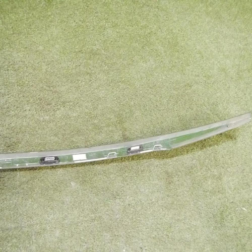 Молдинг крышки багажника Mercedes C w205 (2014-2021)