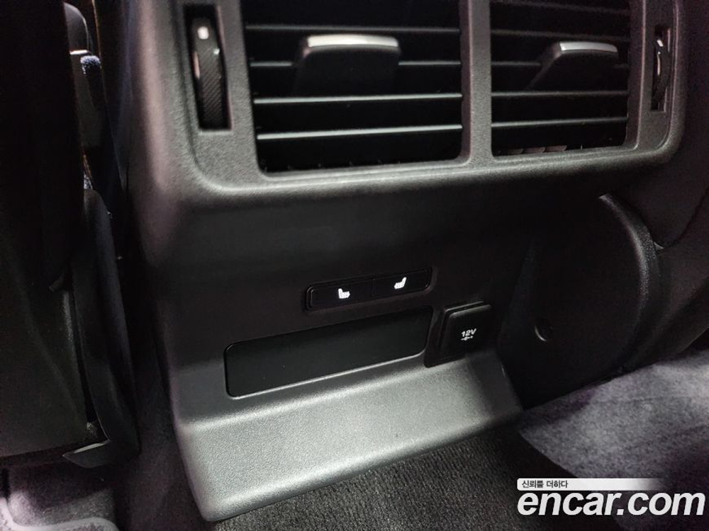 Land Rover Range Rover Bella 3.0 D300 R-Dynamic HSE (04.2020)