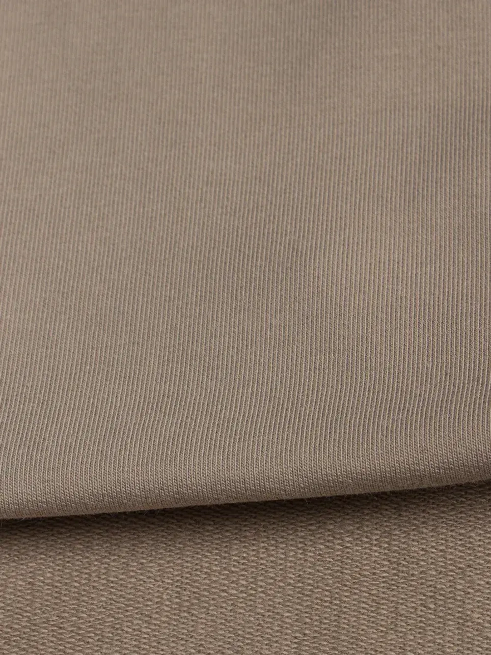 Костюм для девочки на осень