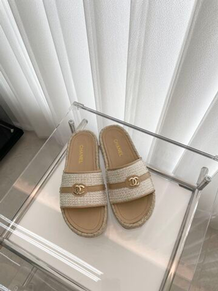 Chanel Slide