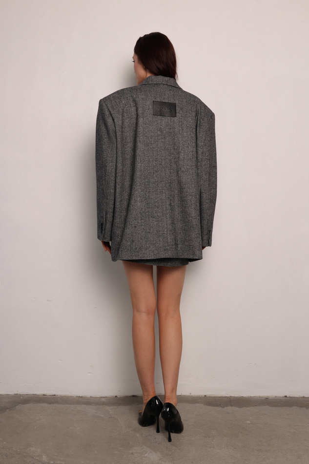 Пальто пиджак серое в елочку