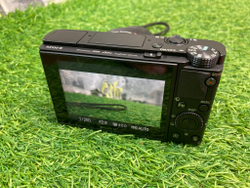 Sony DSC-RX100M6