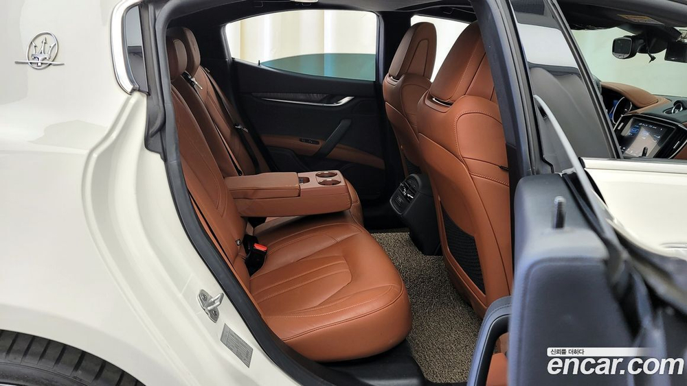 Maserati Ghibli 3.0 GrandSport (09.2020)