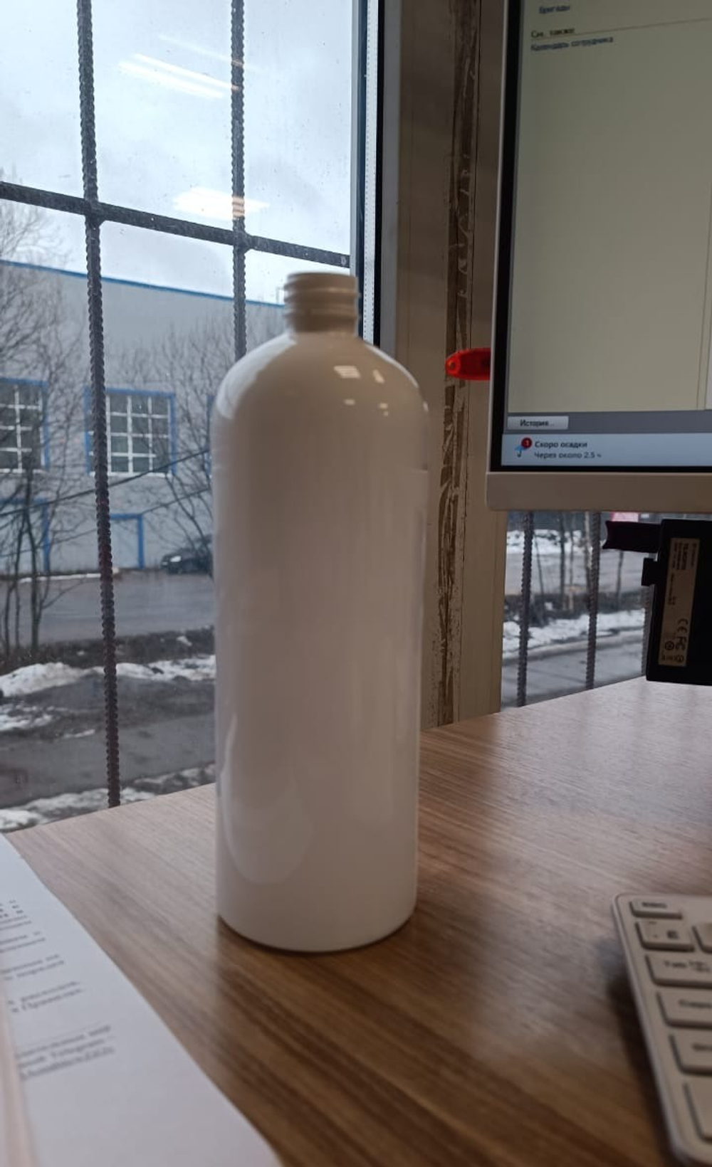 Флакон 1000 мл 28 мм ПЭТ покатые плечи