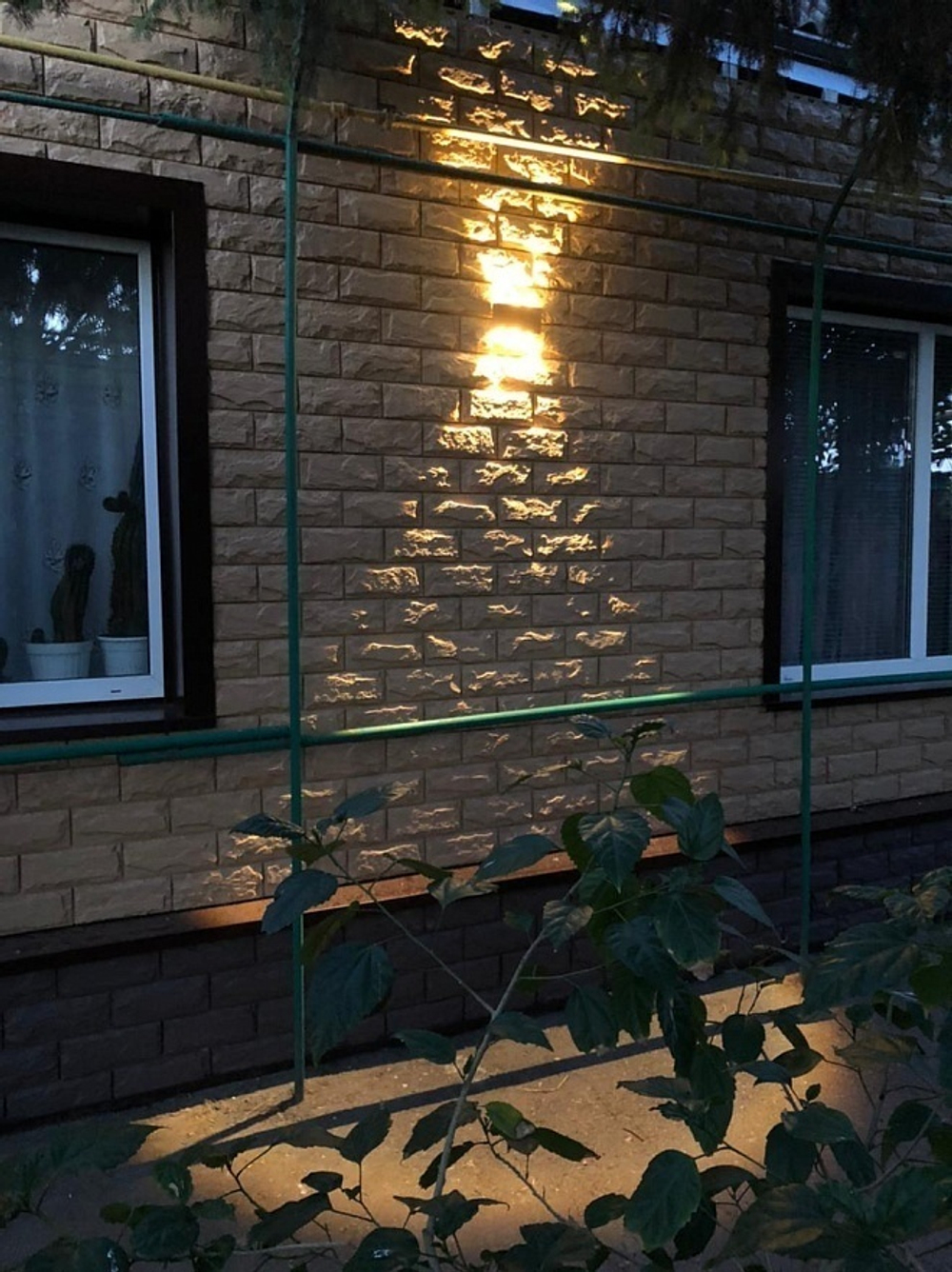 Фасадная панель Деке Дюфур, Капрун
