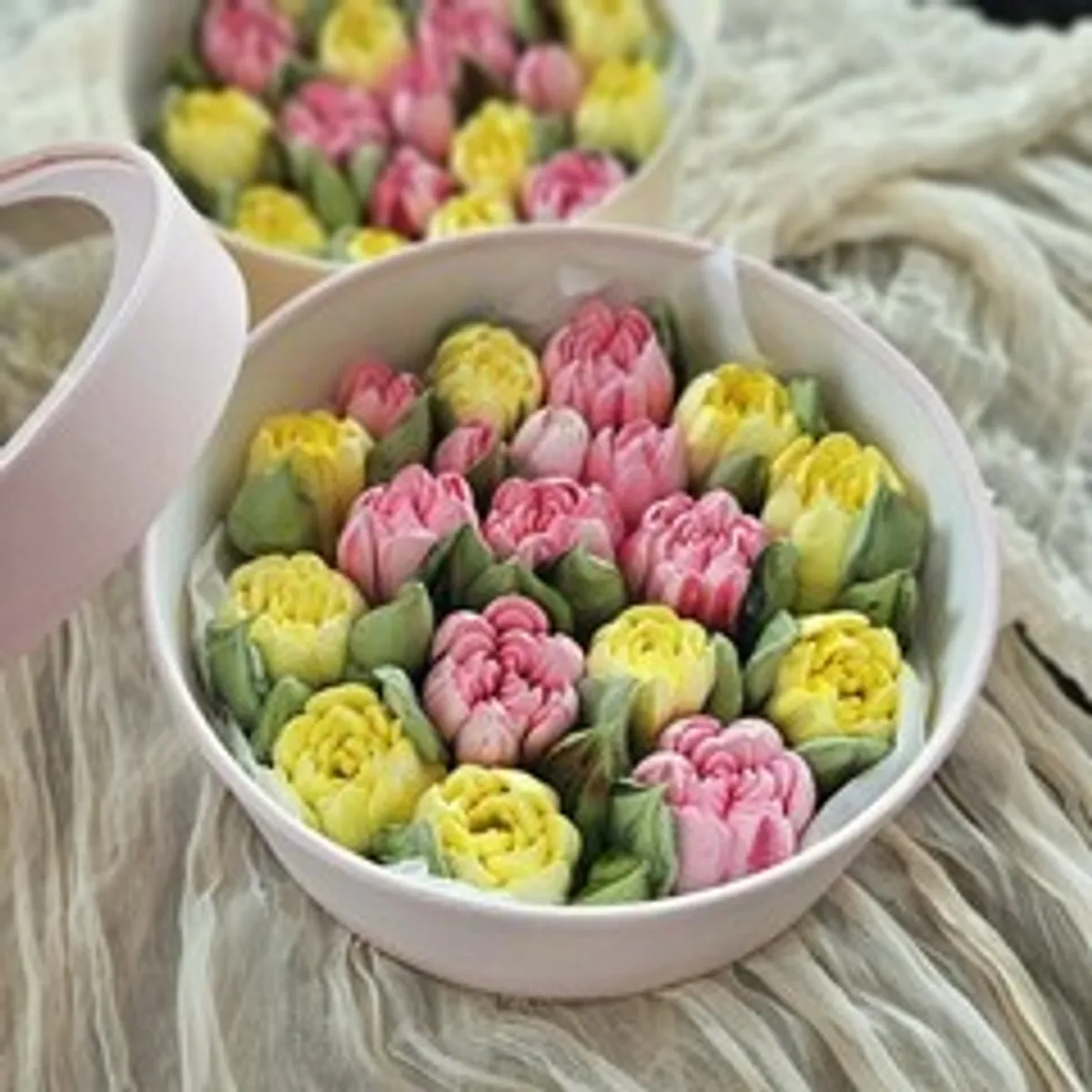 Зефир подарочный «Тюльпаны» / 21 см