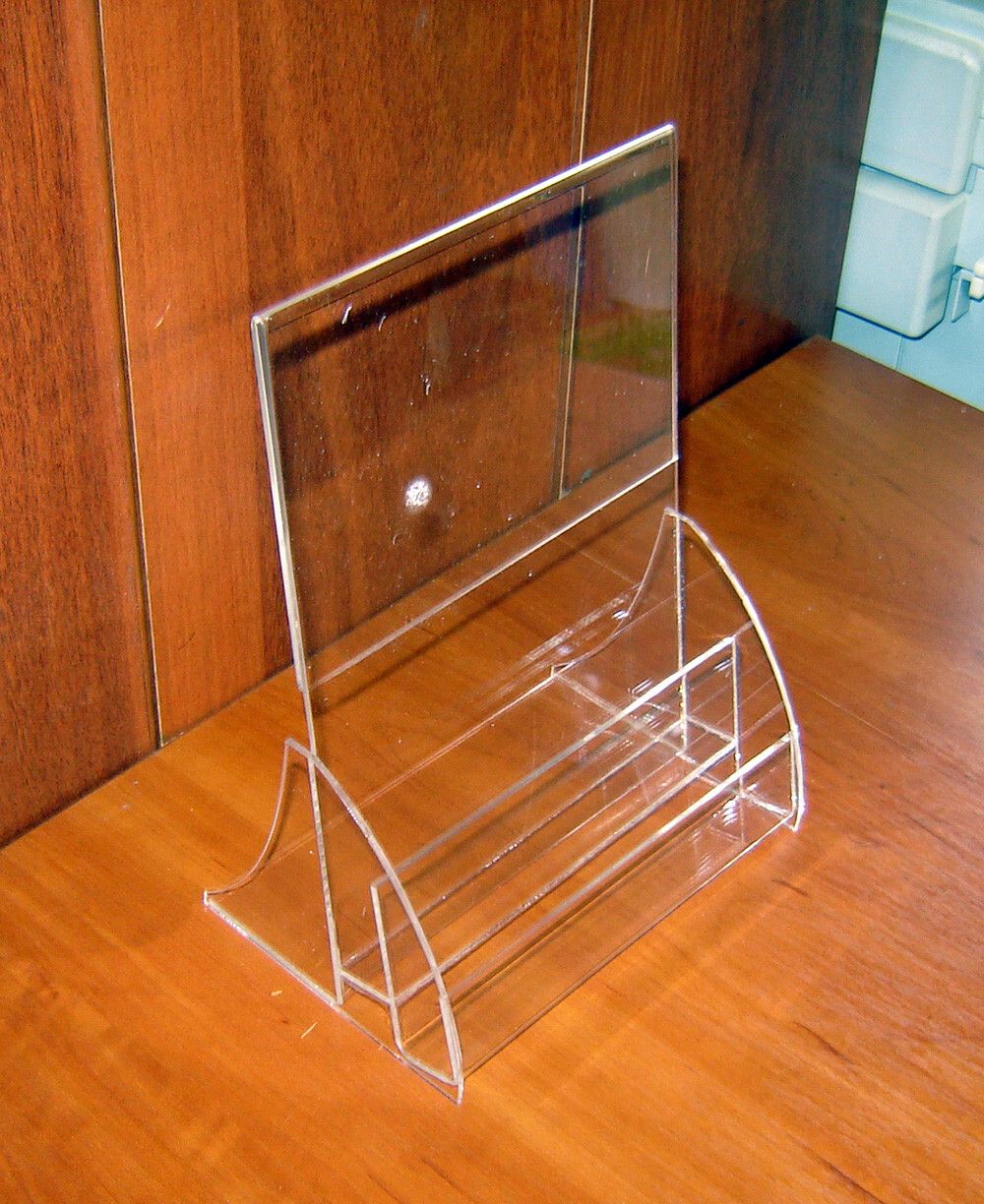 Менюхолдер А5 L-обр вертикальный с 2-мя карманами под визитки или буклеты