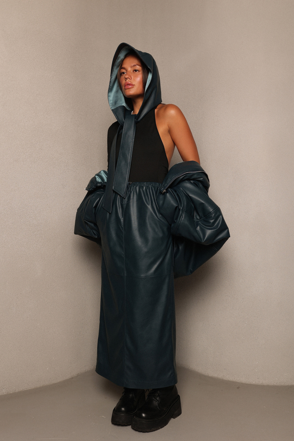 Косынка с козырьком