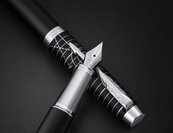 Parker IM Legacy of Flight CT ручка перьевая черная, 0,8мм, подарочная упаковка