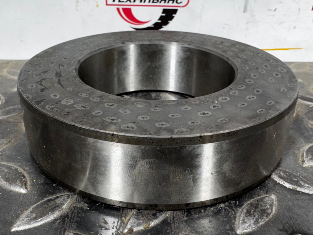 Втулка 9V-3852