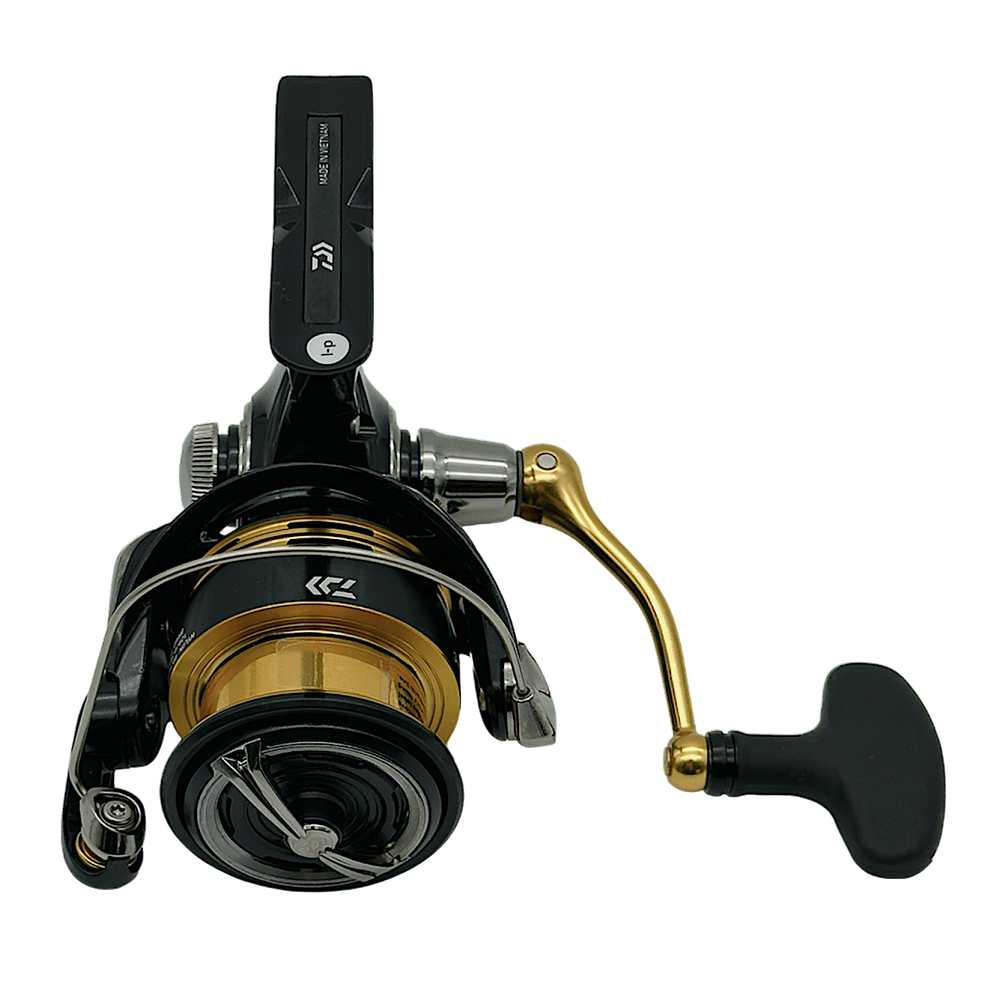 Катушка Daiwa 23 Legalis LT5000-C bb4+1 (5.2:1) 240г max.12кг 0.18/0.25/0.37мм -430/330/150м Обор.87см