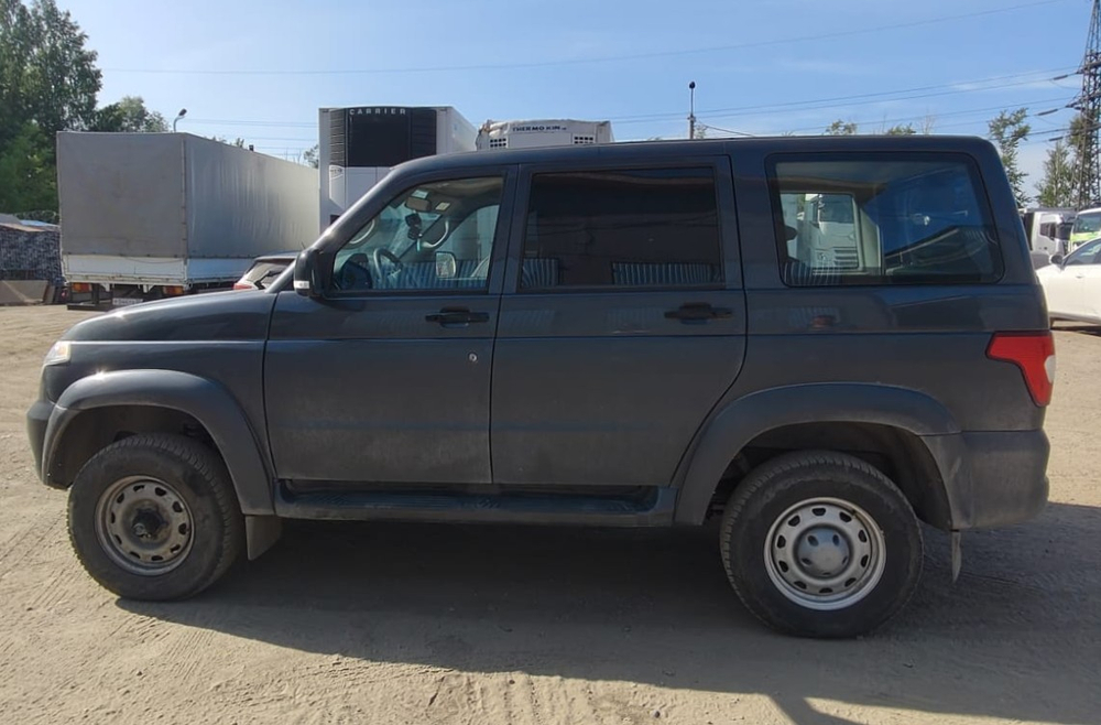 UAZ PATRIOT 2.7 MT Base ИКАР