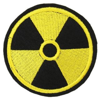 Нашивка Радиация круглая (075)