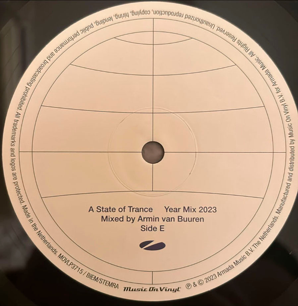 Armin van Buuren / A State Of Trance Year Mix 2023 (3LP)
