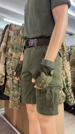 Шорты-карго олива с ремнём
