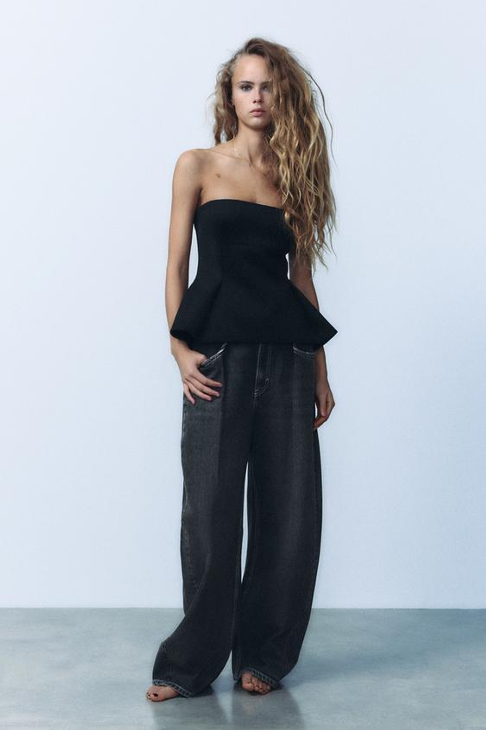 ZARA ТОП БЕЗ БРЕТЕЛЕЙ ИЗ СМЕСОВОЙ ШЕРСТИ, ЧЕРНЫЙ