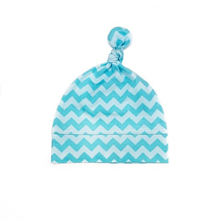 Легкая шапочка с узелком