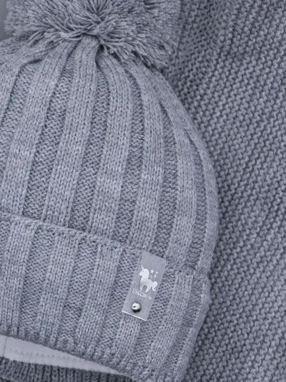 Шапка для девочек осенняя и снуд