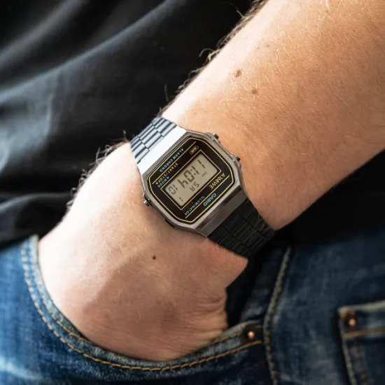 Электронные наручные часы Casio A168WEHB-1AEF