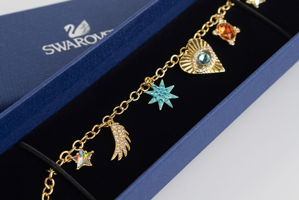 Бреслет Swarovski с шестью подвесками