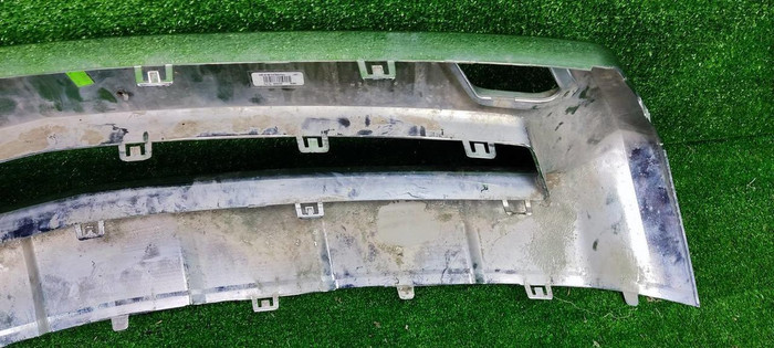 Накладка переднего бампера Mercedes M W166 (2011-2015) AMG