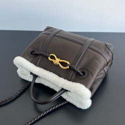Bottega Veneta Small Andiamo 25 cm