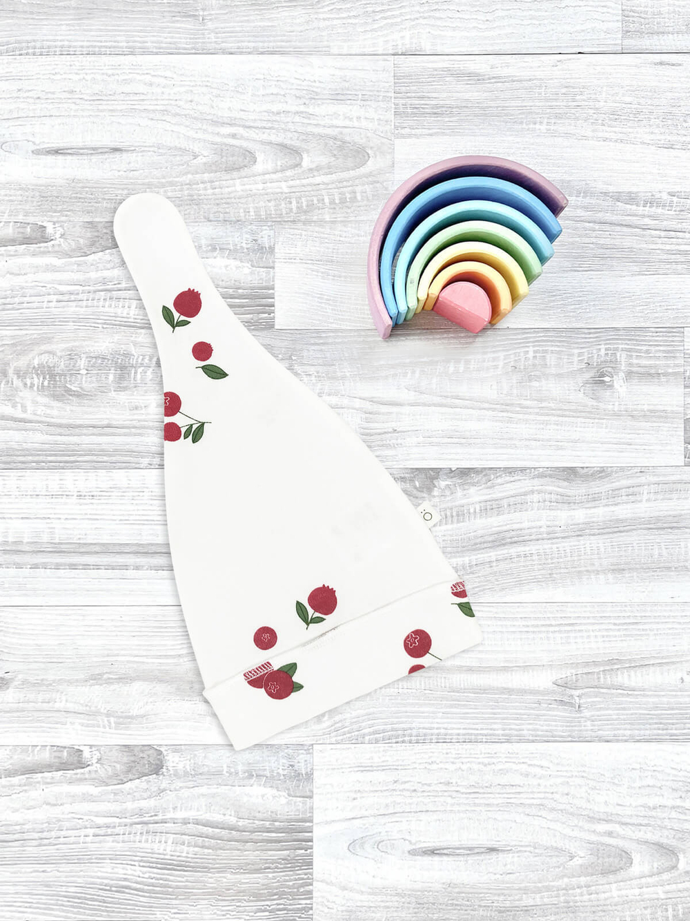 Шапочка Mjölk Брусника