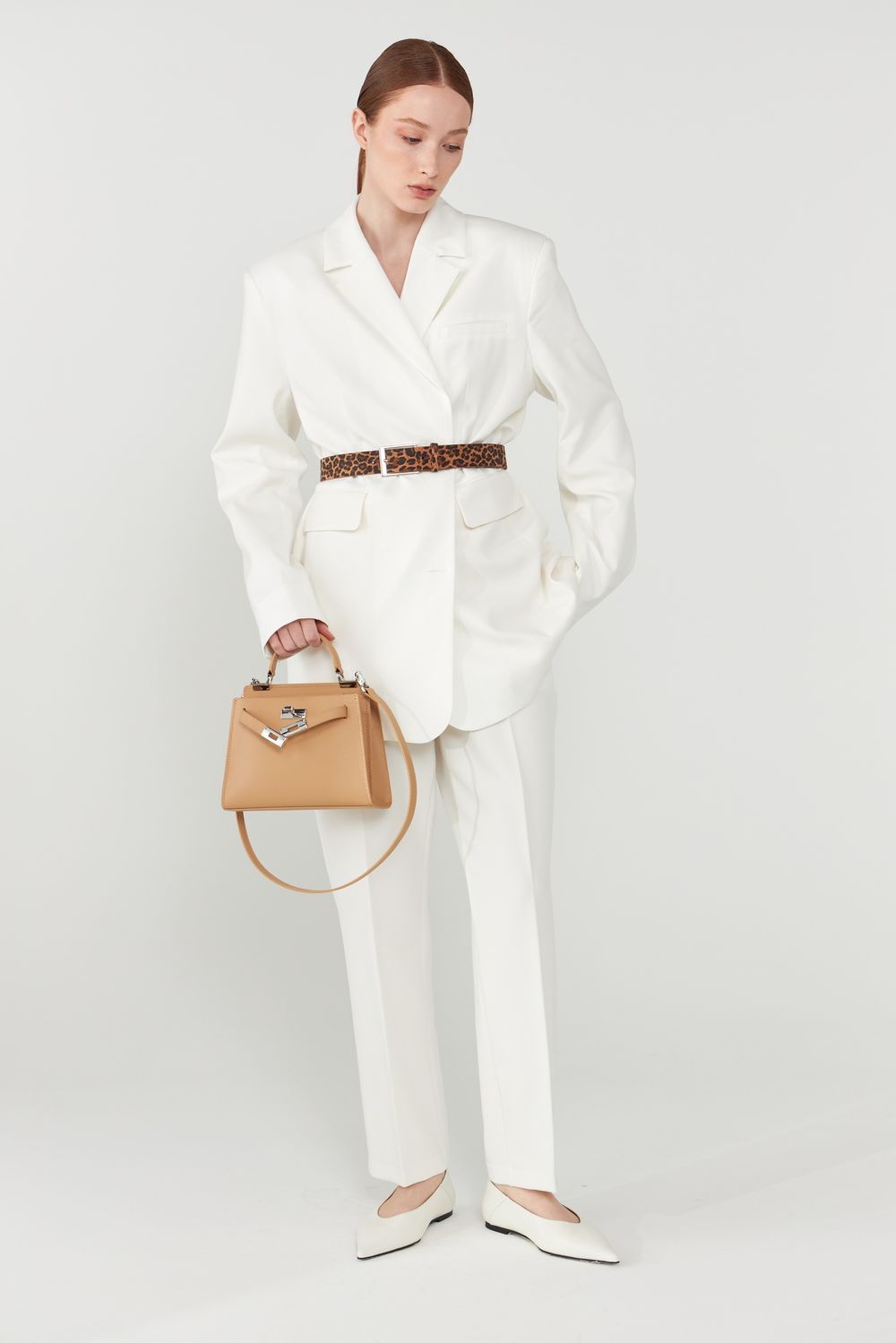 БАЗОВЫЙ РЕМЕНЬ LEO NUDE|BLACK