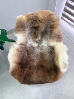 Шкура коврик меховой прикроватный овчина, 120х65 см.