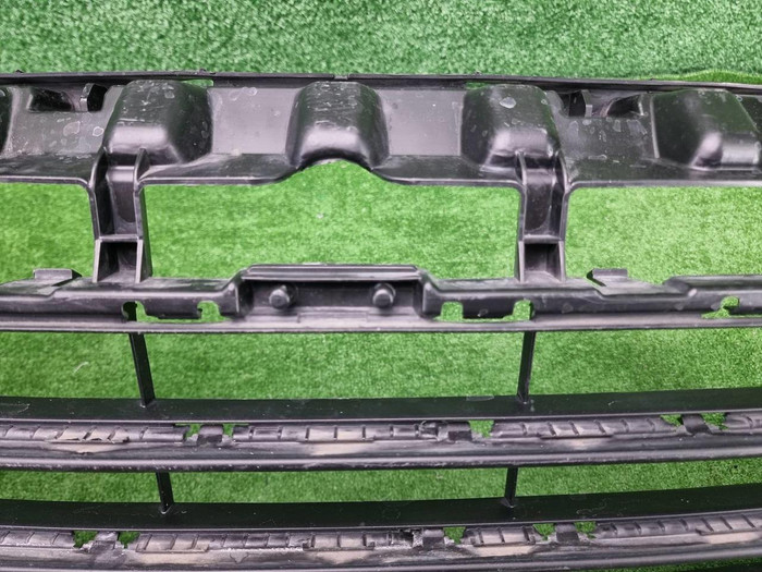 Решетка переднего бампера Porsche Cayenne 3 17-23