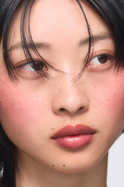 ZARA ЖИДКИЕ РУМЯНА, РОЗОВЫЙ