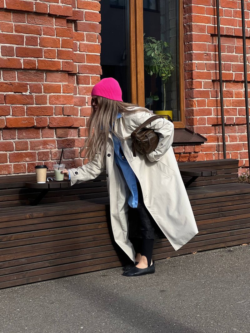 TYRA крем-шоколад - царапина вдоль шва 47