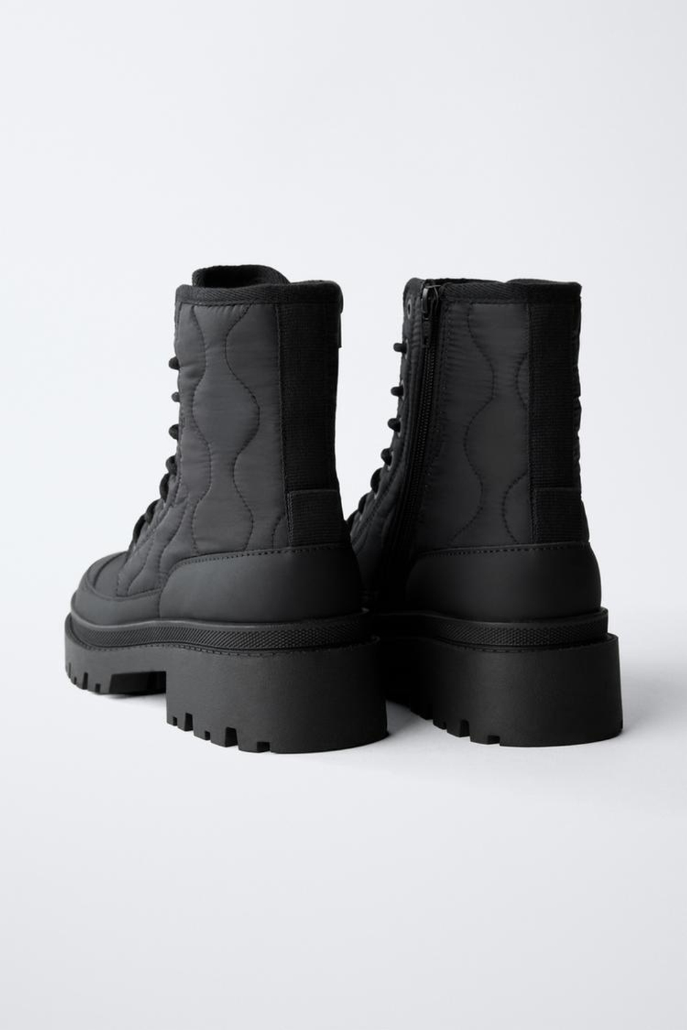 ZARA СТЕГАНЫЕ БОТИНКИ НА ШНУРОВКЕ, ЧЕРНЫЙ