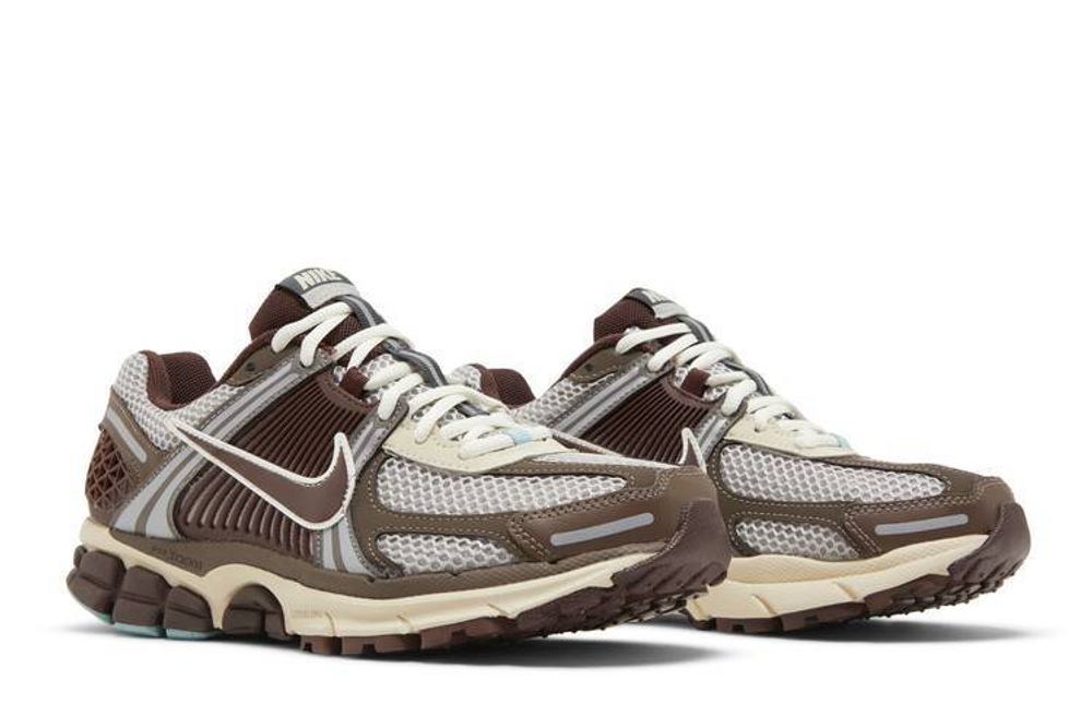 Кроссовки Nike Air Zoom Vomero 5 (Женская размерная сетка)