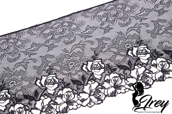 05-123 Вышивка на неэл. сетке 18 см, черный (правая)