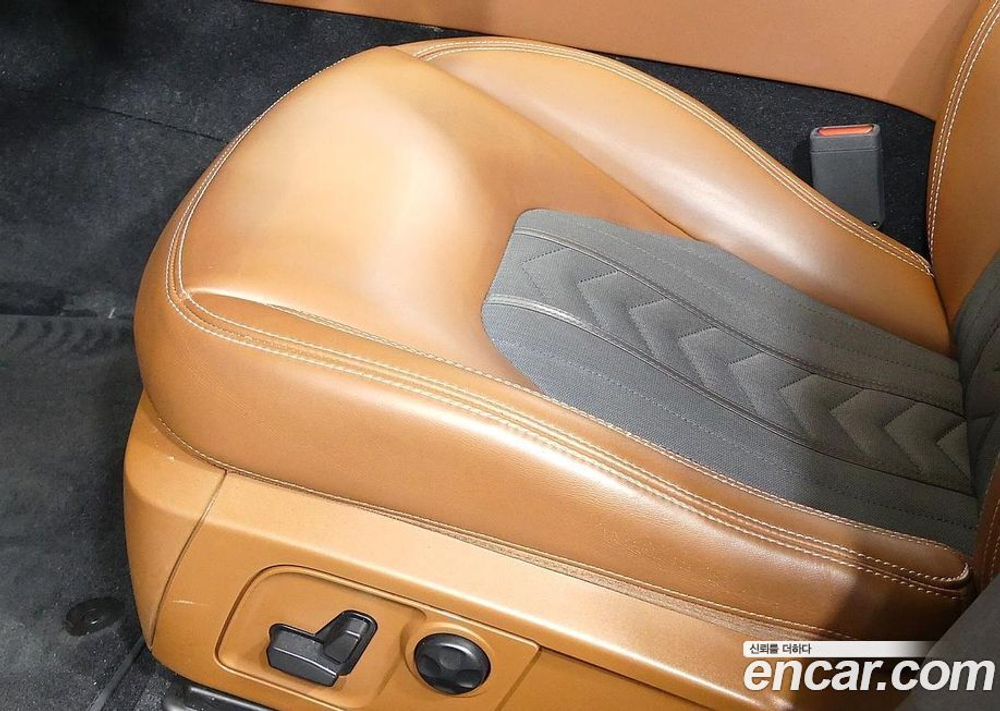 Maserati Levante 3.0 AWD GranLusso (05.2020)