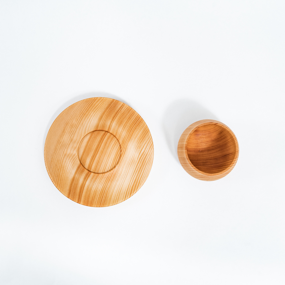 Деревянная чайная пара (блюдце с чашкой) серии "Меренга" из сибирского кедра NC27